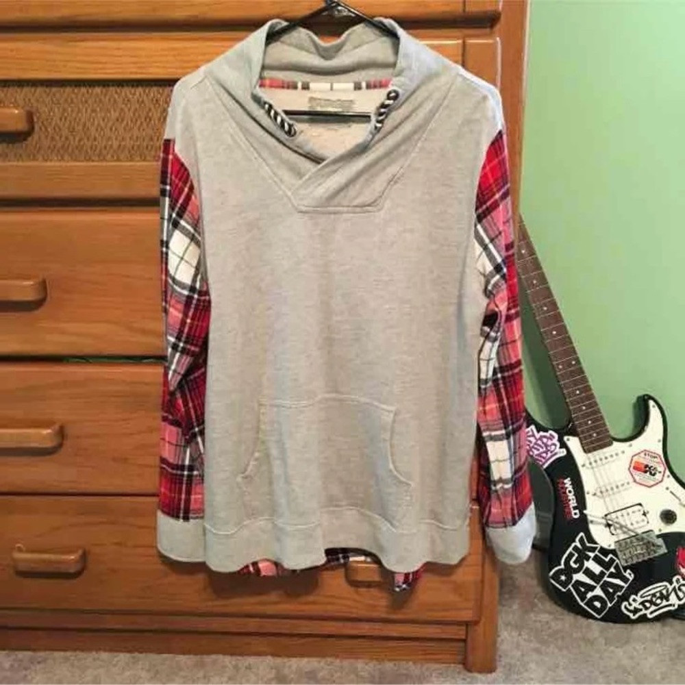 Ruff hewn pull over